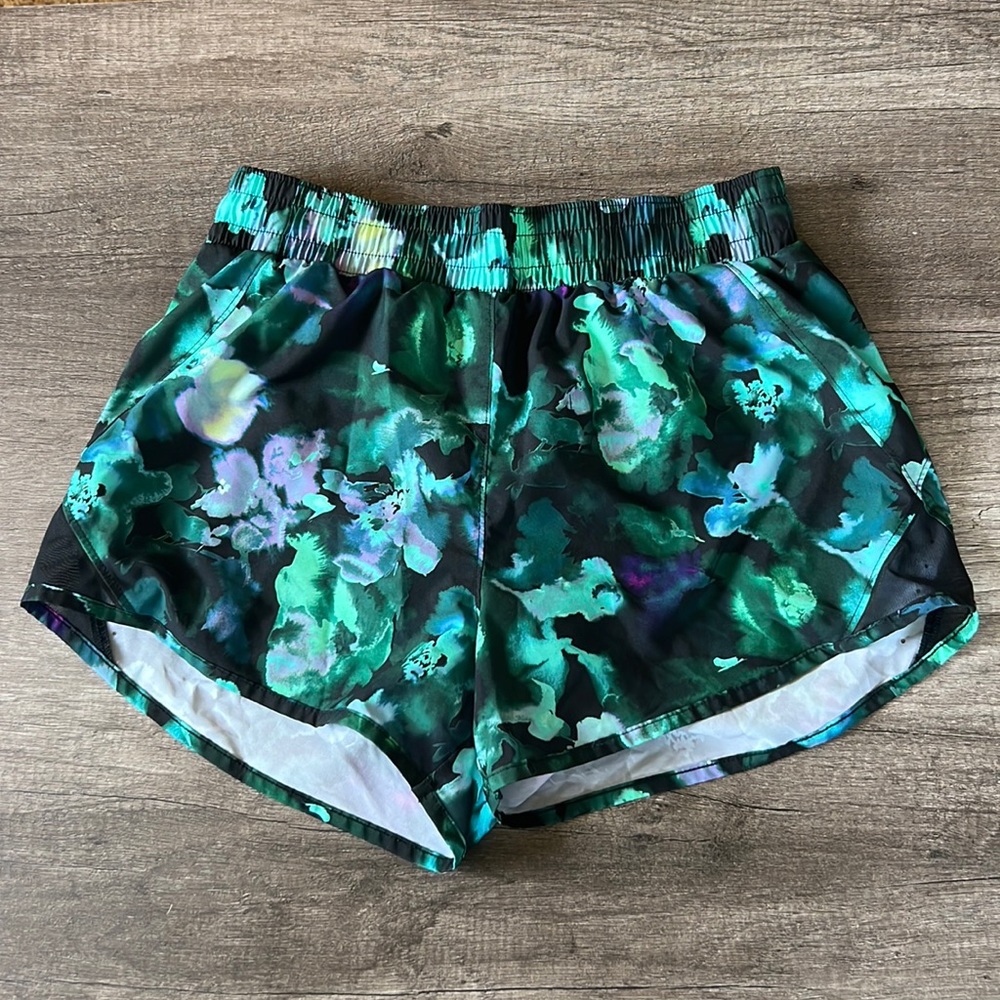 All in Motion Atgletic Shorts Floral Size Small
